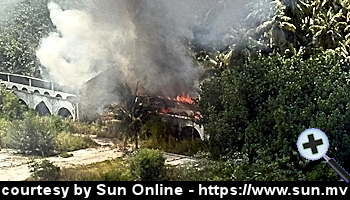 courtesy Sun Online - Building in Farukolhufushi burns down in fire